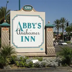 Abby's Anaheimer - Across Disneyland Park Hotel Anaheim